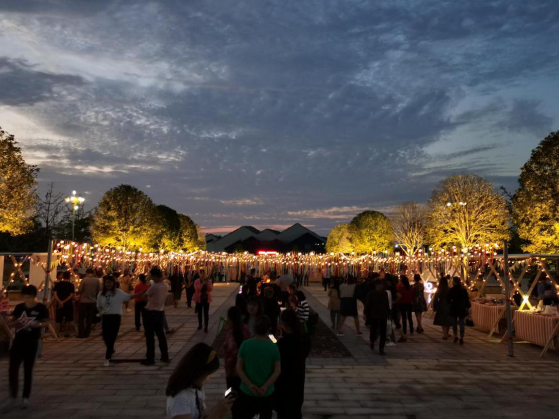 湖南南縣：羅文村夜色撩人(people) 夜市更誘人(people)